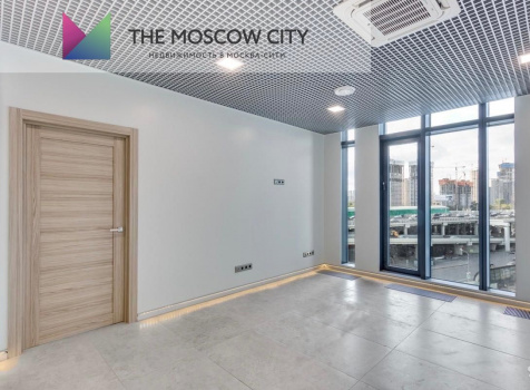 Аренда офиса в МФК “IQ-квартал” 45  м²