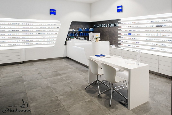Первый и пока единственный в стране оптический салон Zeiss Vision Center открыт в Афимол Сити