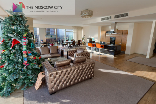 Продажа апартаментов в МФК “Город Столиц: Москва и Санкт-Петербург” 220  м²