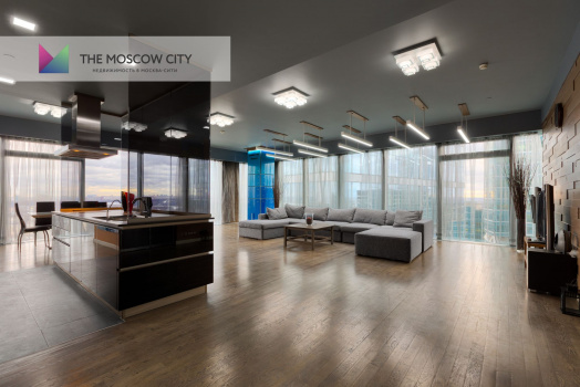 Аренда офиса в МФК “Город Столиц: Москва и Санкт-Петербург” 186 м²
