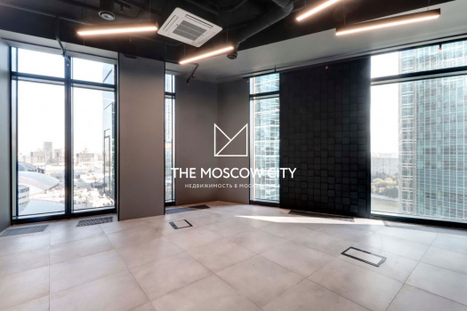 Аренда офиса в МФК “IQ-квартал” 110 м²
