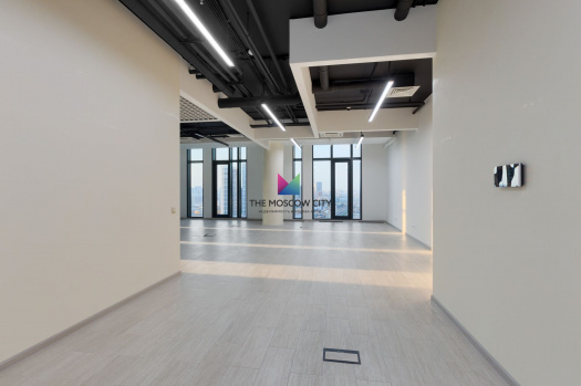 Аренда офиса в МФК “IQ-квартал” 118 м²